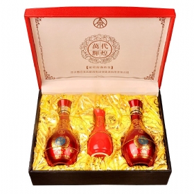 ����Һ����Ի�52��500��������ɫ������װ��У�