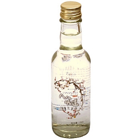 �˰˿ӵ�50��50��������ƷС�ư���װ��У�