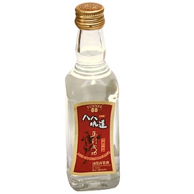 �˰˿ӵ�50��50��������ƷС�ư���װ��У�