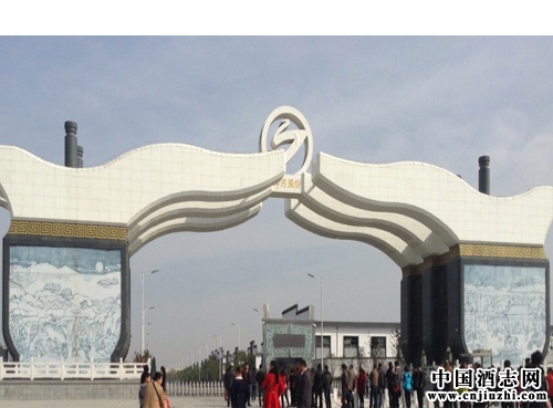 ��ӾƳ��ִ����������ܣ���ʵ