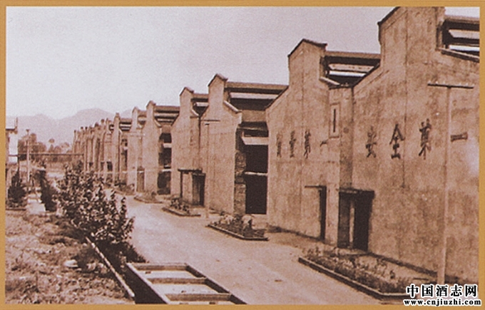 1978�꣬����Һ�Ƴ����������ڽ������ݰӿ�ʼ�˽�