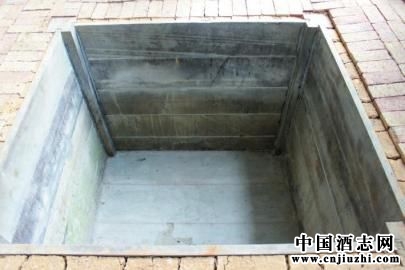 ������ʯ�Ƴɵķ��ͳ�