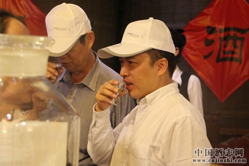 �й������;������ֻ���У���������μ�