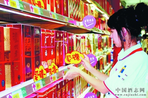 �����׾�����ȫ���ڶ�������760����Ԫ