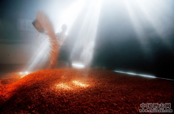 ����׾ƣ����ն�����ȡ�Ƕ���