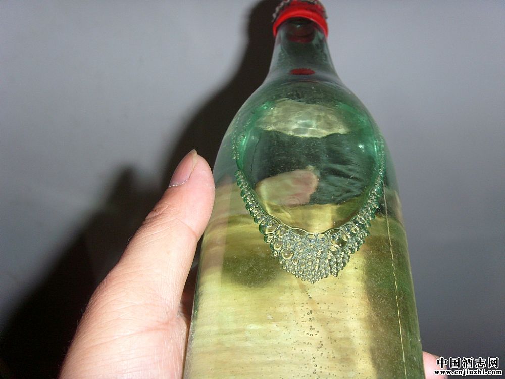 80����޽��Ʊ�ǵġ���̶�׾ơ�