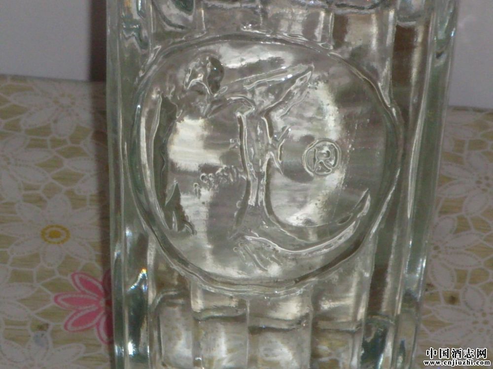 两瓶不一样的【【【沱牌】】】